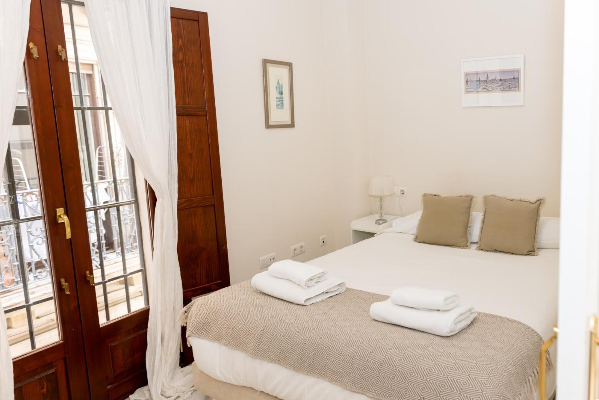 Charming & Quiet Apartment In Plaza Del Salvador Sevilla Eksteriør bilde