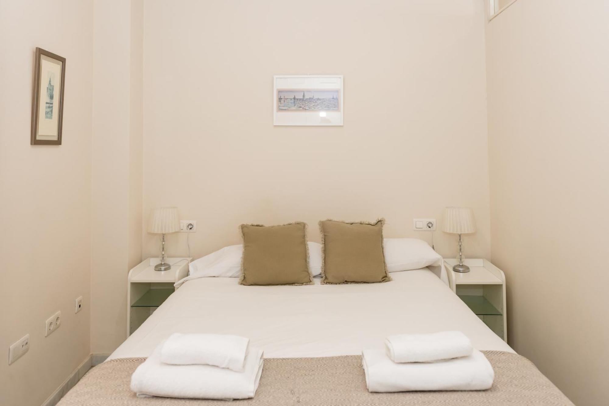 Charming & Quiet Apartment In Plaza Del Salvador Sevilla Eksteriør bilde
