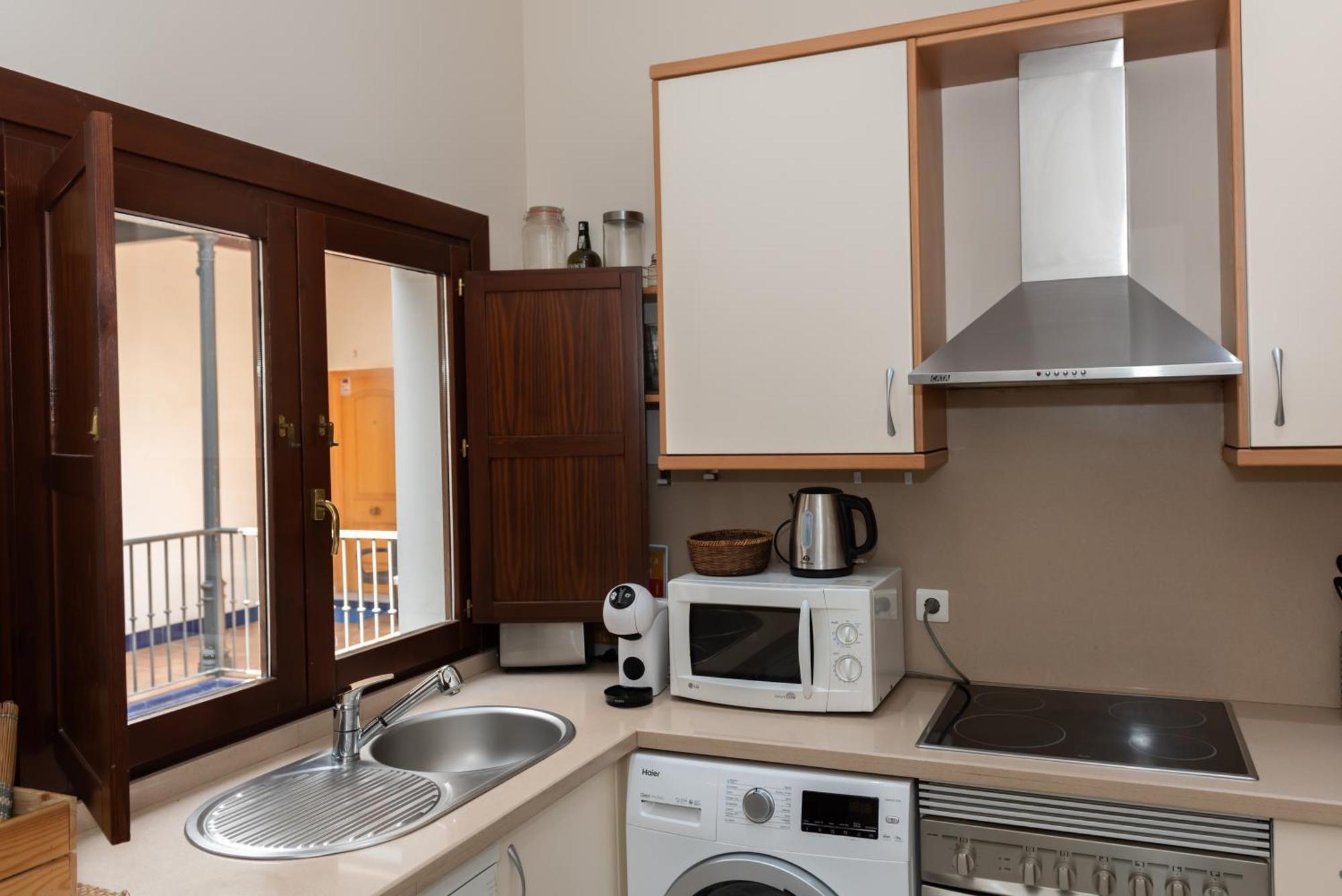 Charming & Quiet Apartment In Plaza Del Salvador Sevilla Eksteriør bilde