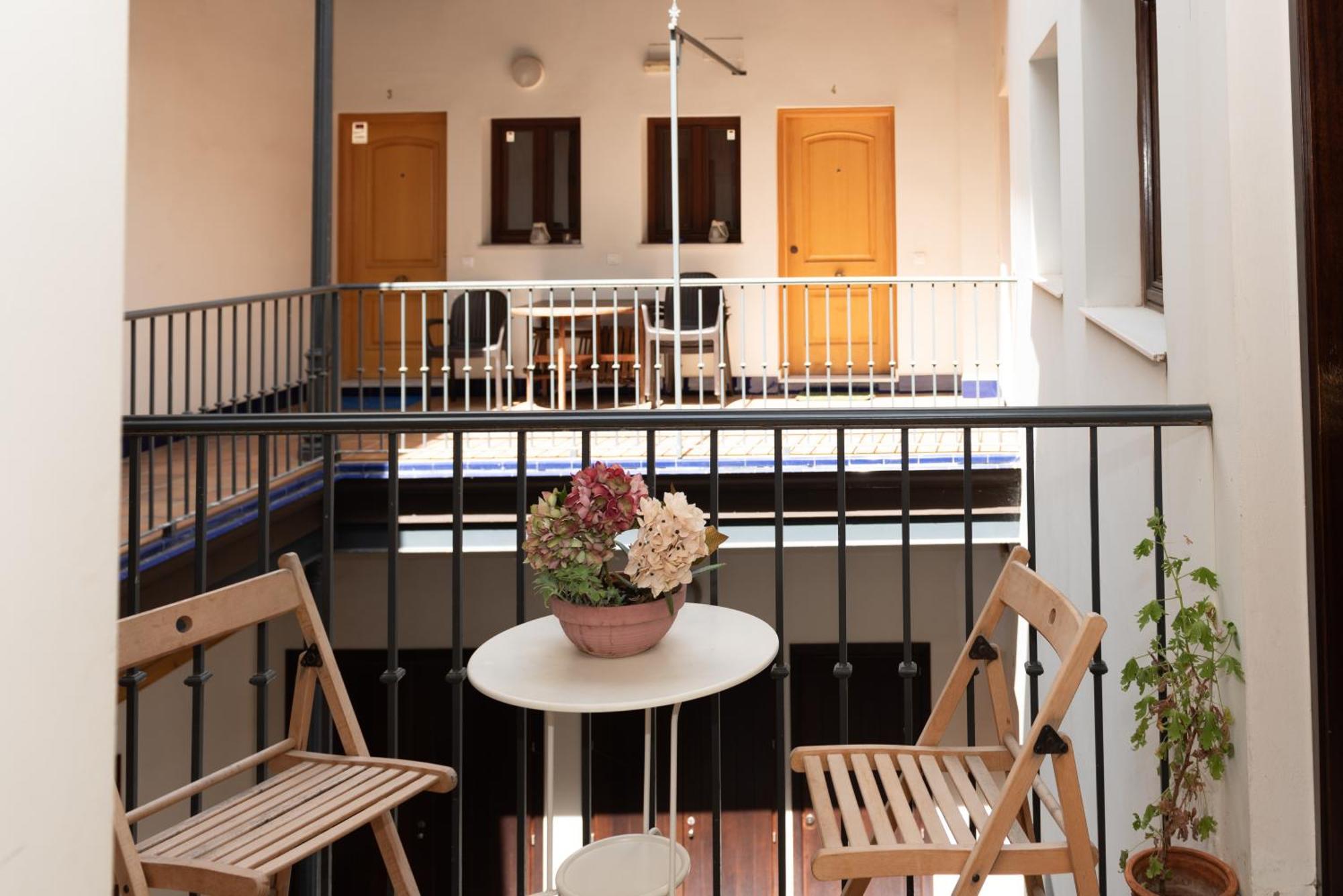 Charming & Quiet Apartment In Plaza Del Salvador Sevilla Eksteriør bilde